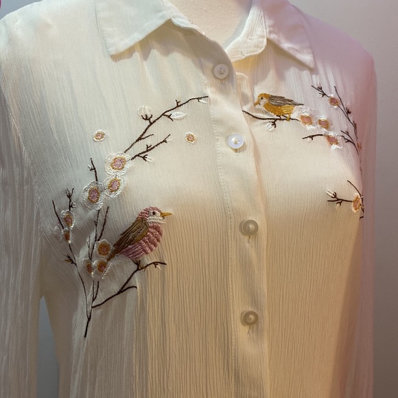 Lauren Conrad Embroidered Bord Floral Crepe Blouse - Picture 2 of 5